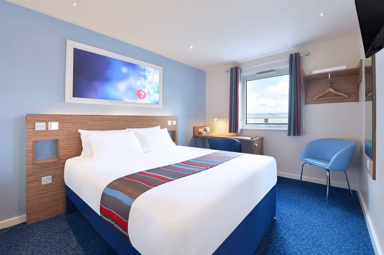 Travelodge Exchange Street 3*